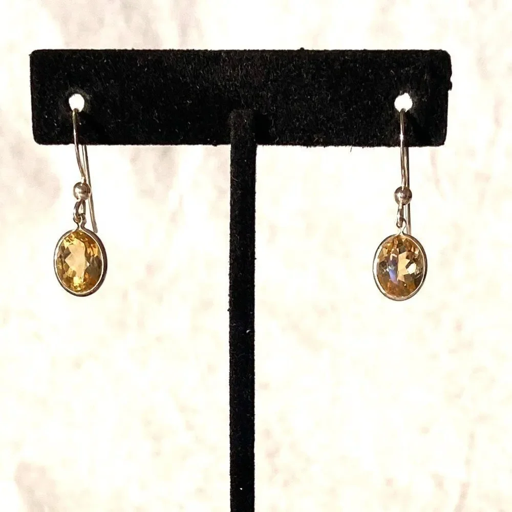 🍭6/$30 simulated citrine Dangle Earrings